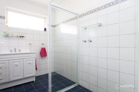 Property photo of 32 Bounty Road Hallett Cove SA 5158