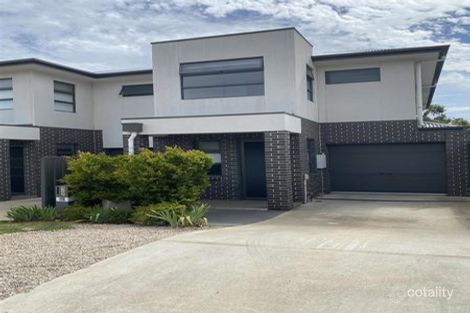 1/7 Bank Cres, St Agnes, SA 5097