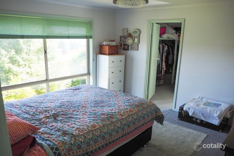 Property photo of 30 Tettenhall Ridge Belmont VIC 3216