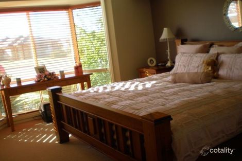 Property photo of 40 Yentoo Drive Glenfield Park NSW 2650