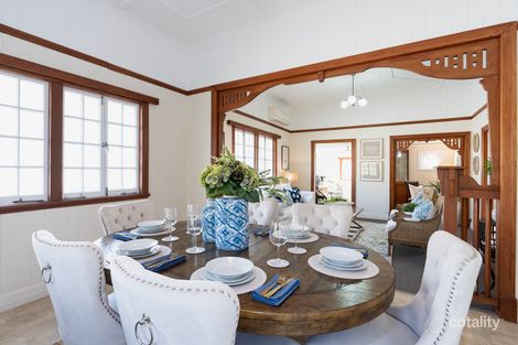 Property photo of 38 Salstone Street Kangaroo Point QLD 4169