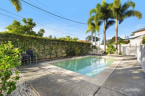 Property photo of 2/8-10 Victor Avenue Paradise Point QLD 4216