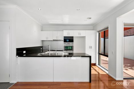 Property photo of 5 St Helens Place Rippleside VIC 3215