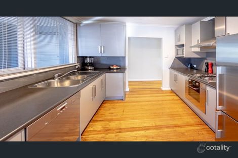 Property photo of 27 Middlefield Drive Blackburn North VIC 3130