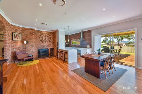 Property photo of 5 Thompson Place Camden South NSW 2570