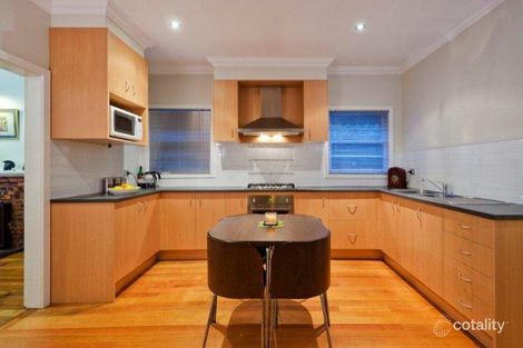 Property photo of 31 Scotsburn Grove Werribee VIC 3030