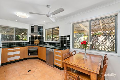 2 Sheena St, Wellington Point, QLD 4160