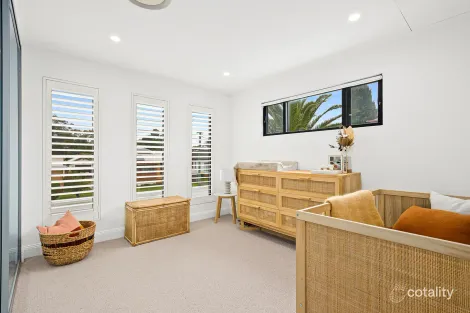 Property photo of 4B Tamblin Street Fairy Meadow NSW 2519