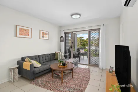 Property photo of 20/11 Riding Road Hawthorne QLD 4171