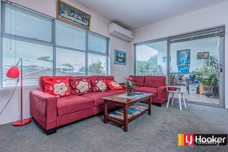 Property photo of 7/11 Debenham Street Thornlie WA 6108