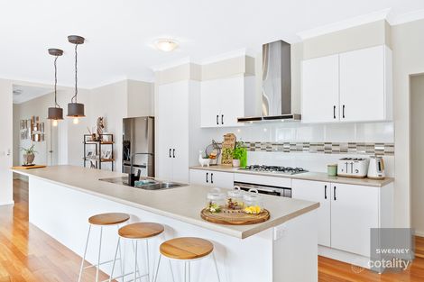 Property photo of 43 Oleary Way Maddingley VIC 3340