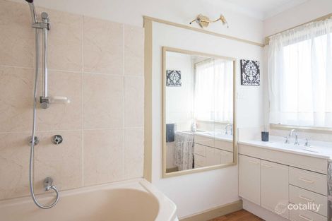 Property photo of 12 Lanena Crescent Lanena TAS 7275