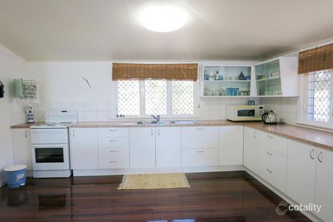 Property photo of 27 Marine Parade Cardwell QLD 4849