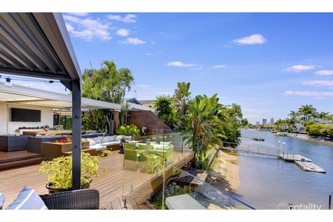 Property photo of 2 Alvarado Court Broadbeach Waters QLD 4218