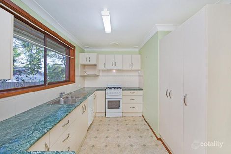 Property photo of 35 Dampier Boulevard Killarney Vale NSW 2261