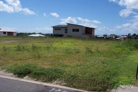 Property photo of 10 Caledon Street Tannum Sands QLD 4680