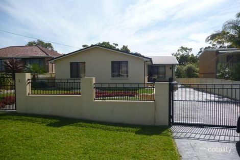 12 Barton St, Oak Flats, NSW 2529