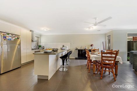 Property photo of 8 Edmondshaw Drive Deer Park VIC 3023