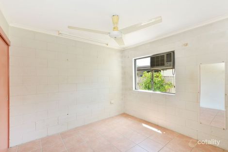 Property photo of 5/116-118 Greenslopes Street Edge Hill QLD 4870