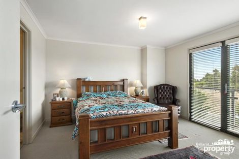 Property photo of 27 Sunline Avenue Alfredton VIC 3350