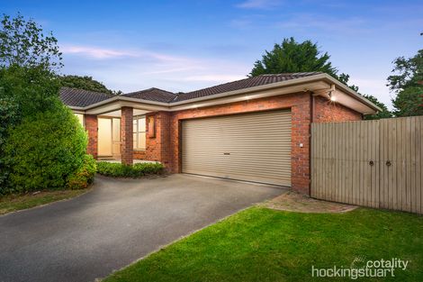 Property photo of 52 Zina Grove Mooroolbark VIC 3138