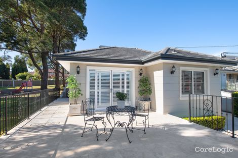 Property photo of 19 Braeside Crescent Earlwood NSW 2206