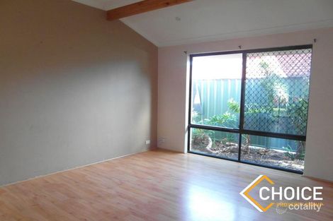 Property photo of 17 Passionfruit Way Forrestfield WA 6058