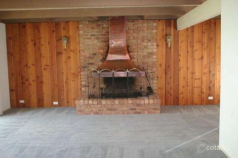 Property photo of 49 Malabar Crescent Eltham VIC 3095