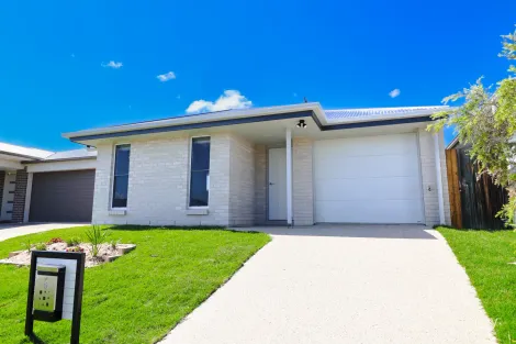 5 Oystercatcher Rd, Kirkwood, QLD 4680