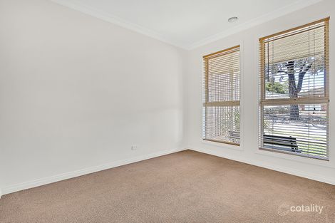 Property photo of 2/9 Harricks Crescent Attwood VIC 3049