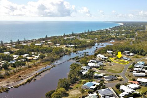 2 Dugong Ct, Woodgate, QLD 4660