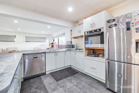 Property photo of 67 Willora Crescent Cranbourne West VIC 3977