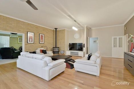 Property photo of 15 Lakeway Drive Kingsley WA 6026