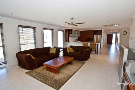 Property photo of 8 Treena Place Innes Park QLD 4670