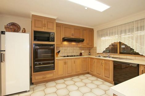 Property photo of 5 Lynne Court Langwarrin VIC 3910