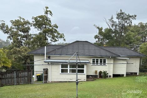 Property photo of 12 Brown Parade Ashgrove QLD 4060