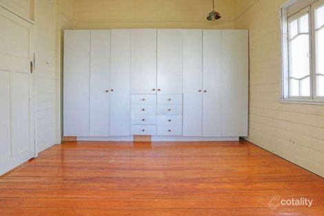 Property photo of 303 East Street Depot Hill QLD 4700