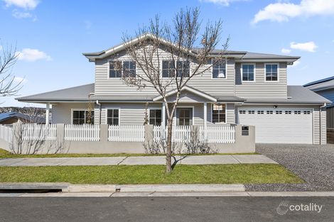 Property photo of 8 McNevin Close Calderwood NSW 2527