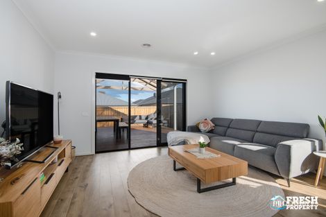 Property photo of 29 Edenhope Circuit Armstrong Creek VIC 3217