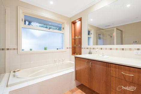 Property photo of 76 Edina Road Ferntree Gully VIC 3156