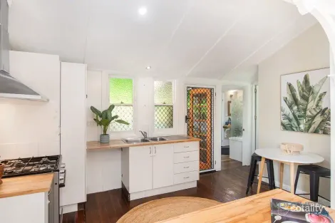Property photo of 32 Garrick Street West End QLD 4810