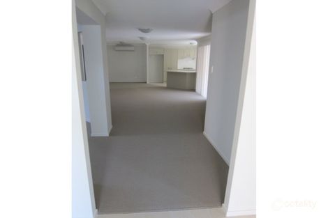 Property photo of 14 Kelman Drive Cliftleigh NSW 2321