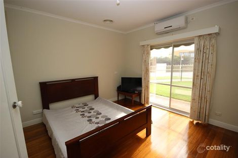 Property photo of 2 Ocean Grove Warrnambool VIC 3280