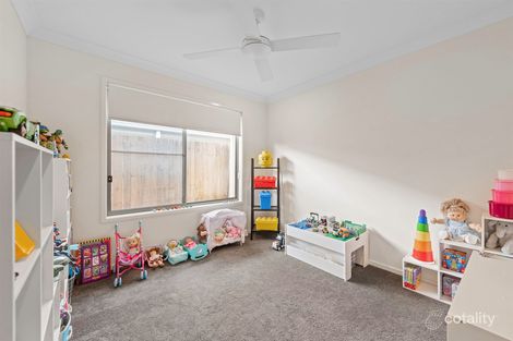 Property photo of 84 Gardenia Circuit Dakabin QLD 4503