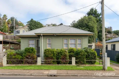 Property photo of 32 Collins Street Brooklyn TAS 7320