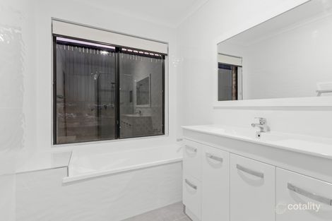 Property photo of 3 Corinto Court Dakabin QLD 4503