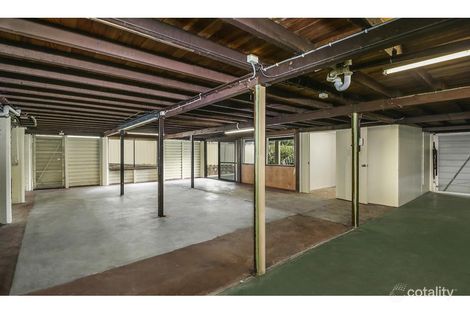 8 Amaroo Ave, Ferny Hills, QLD 4055