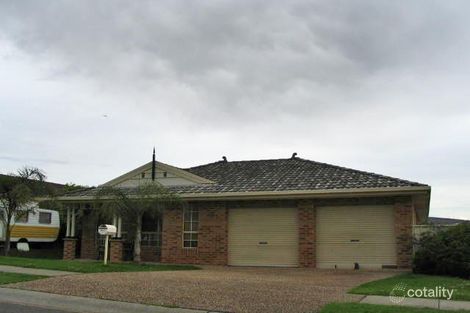 58 Hilldale Dr, Cameron Park, NSW 2285