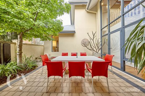 27b Chalmers St, Fremantle, WA 6160