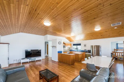 Property photo of 47 Lucraft Loop Ledge Point WA 6043